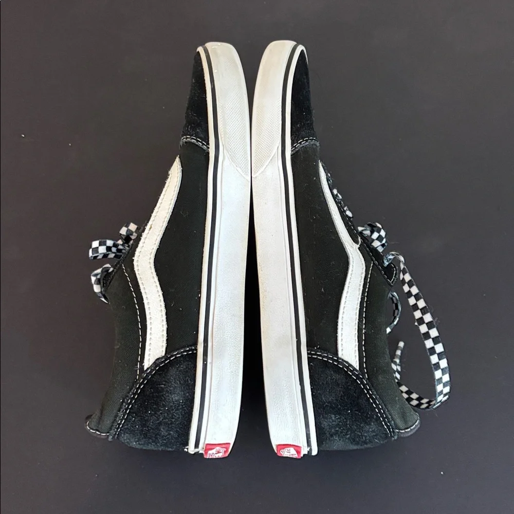 Vans Old Skool Canvas and Suede Sneaker Size M 8 Checkerboard Laces